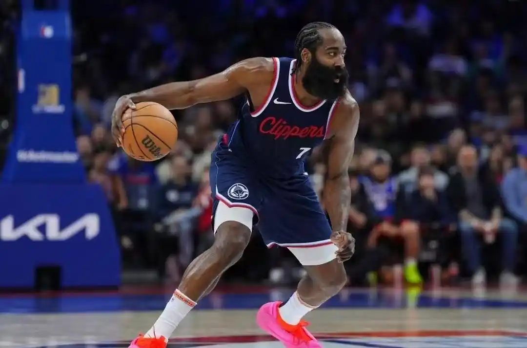 历史得分王詹姆斯进攻分析_NBA进攻最无解的10大球星_nba篮球最厉害的人