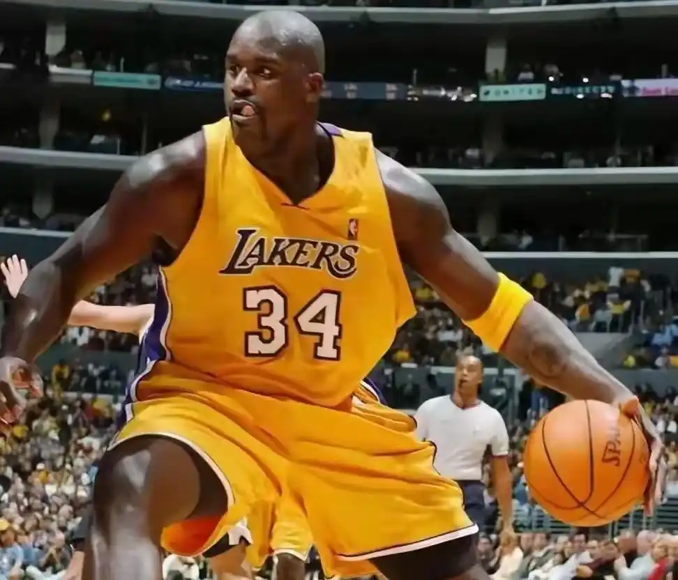 NBA进攻最无解的10大球星_nba篮球最厉害的人_历史得分王詹姆斯进攻分析