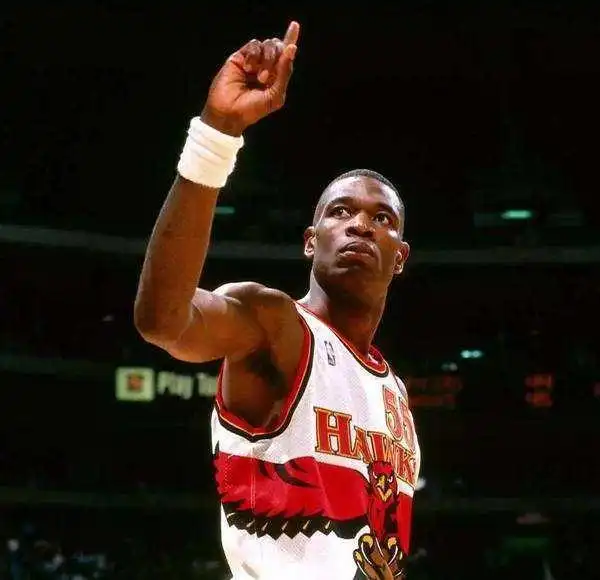 安东尼A级庆祝动作_nba球员庆祝手势_NBA球星庆祝动作最帅