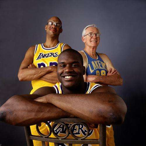 nba jb_迈克尔乔丹公牛队三连冠历程_皮蓬乔丹公牛队984分常规赛得分