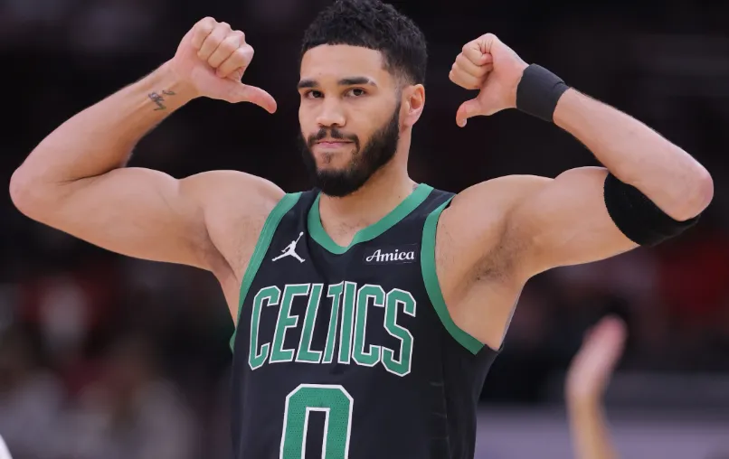 2025年NBA休赛期球员大合同频出盘点历史总薪资最高10人