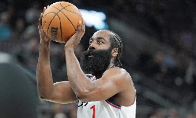 NBA 八人得分超 3 万诺维茨基耗时最长科比用了多少场