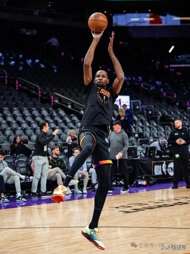 NBA历史得分王排行榜_nba历史上得分最多的球员_迈克尔乔丹科比杜兰特艾弗森得分能力分析
