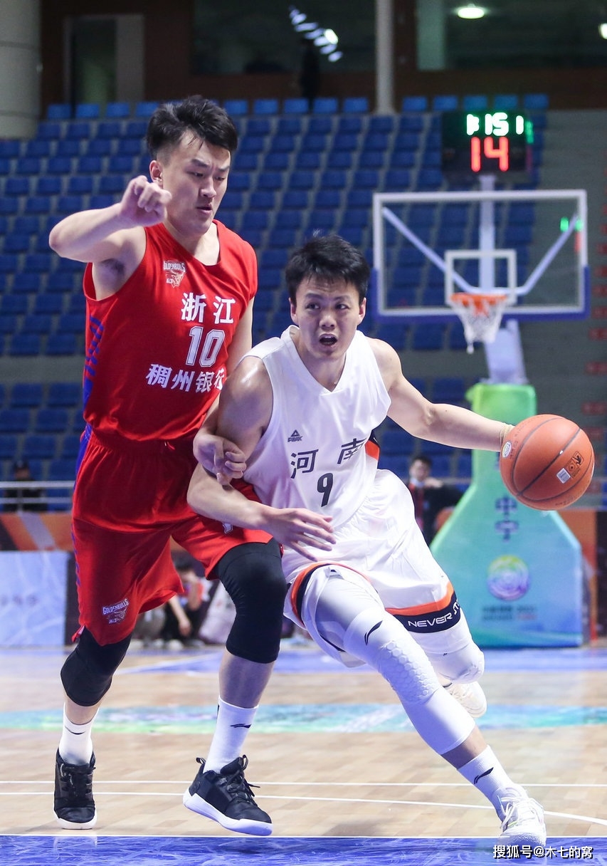 河南篮球球员_河南籍cba球员_周琦河南籍球员