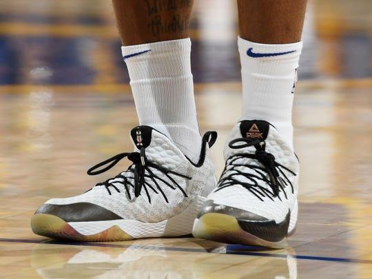 李宁签约的nba球星_安踏克莱汤普森合同_NBA球星李宁代言