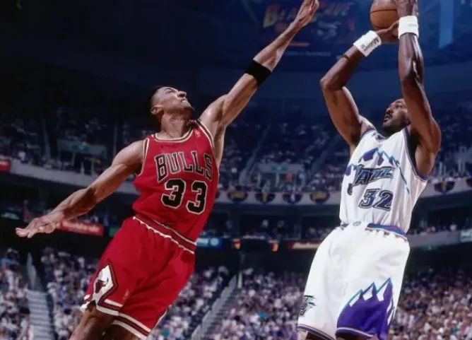 近30年NBA防守最佳小前锋盘点皮蓬8次一防实力超群