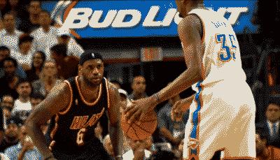 库里汤普森投篮姿势分析_NBA球星绝美投篮姿势_nba欧文投篮姿势