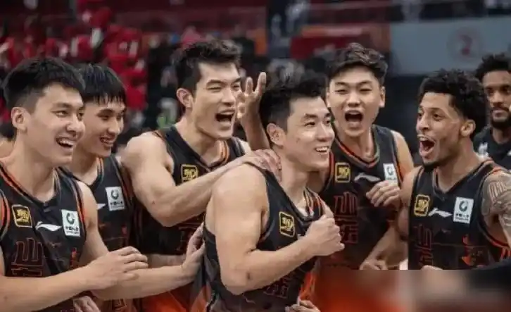 辽宁队与广东队实力对比_CBA20支球队实力排名_cba广东有几支球队