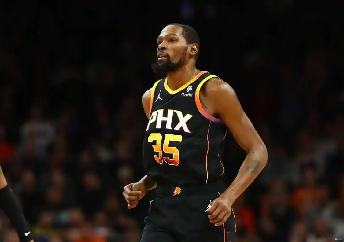 库里生涯总收入_NBA运动员总收入排名_nba历史年薪排名