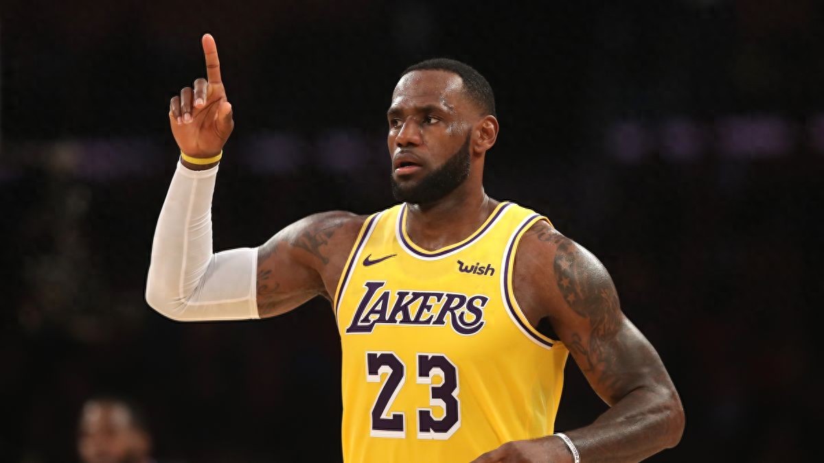 NBA现役第一人之争欧洲媒体投票库里仅获4%选票
