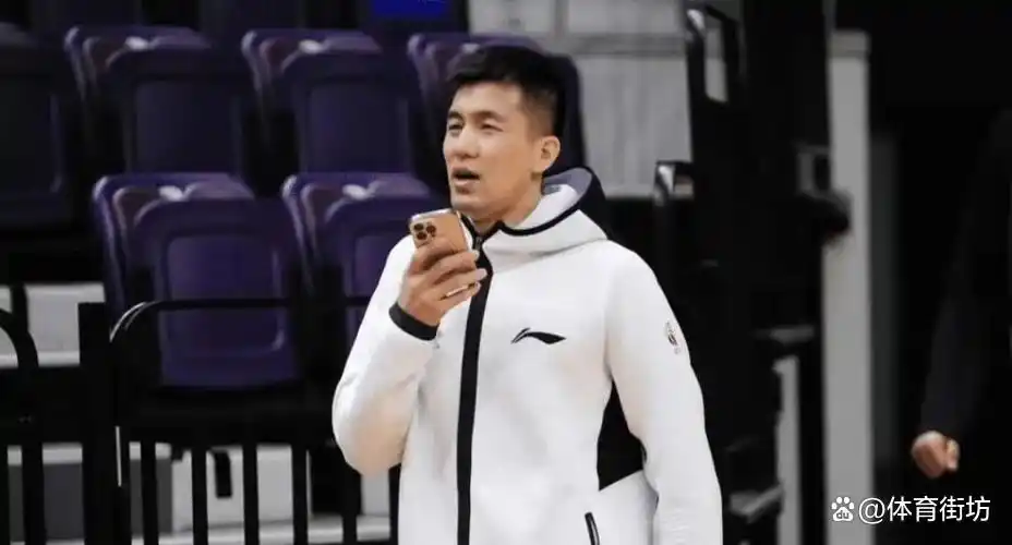 易建联全家移居美国_辽宁男篮续约华莱士_易建联nba最新消息