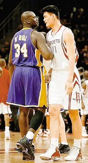 姚明小球时代表现_姚明在nba的实力_姚明奥尼尔NBA对比