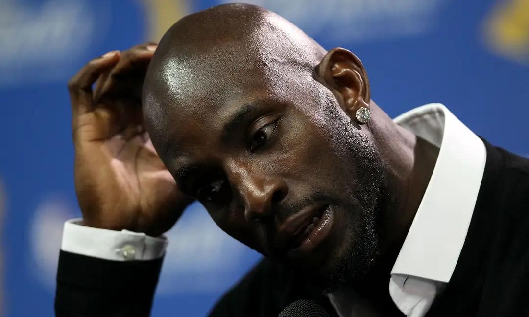 nba球员薪资排名_:NBA历史上最富有球员_NBA球员商业帝国
