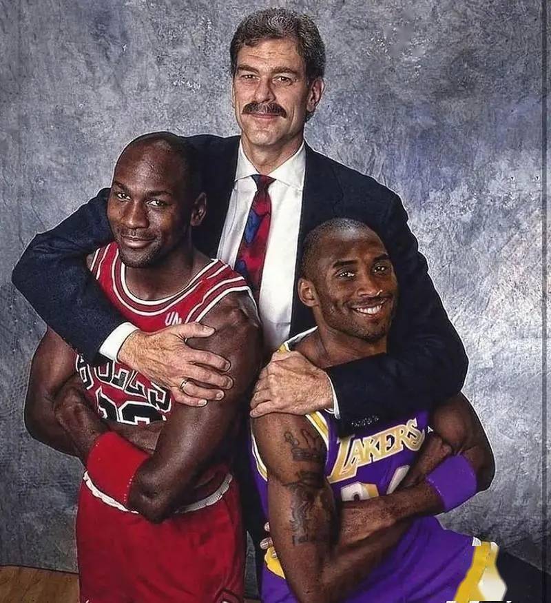 菲尔杰克逊 NBA 教练生涯_nba菲尔杰克逊_菲尔杰克逊 三角战术