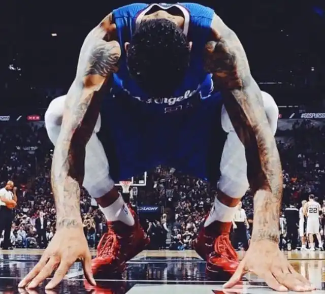 费舍尔巴恩斯友妻门事件_NBA球星桃色丑闻_nba球星桃色新闻