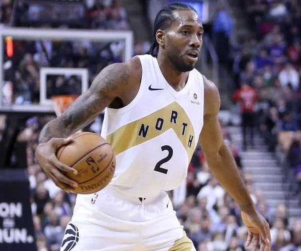美球迷评NBA历史最美球衣：湖人3件上榜，乔丹公牛球衣最经典