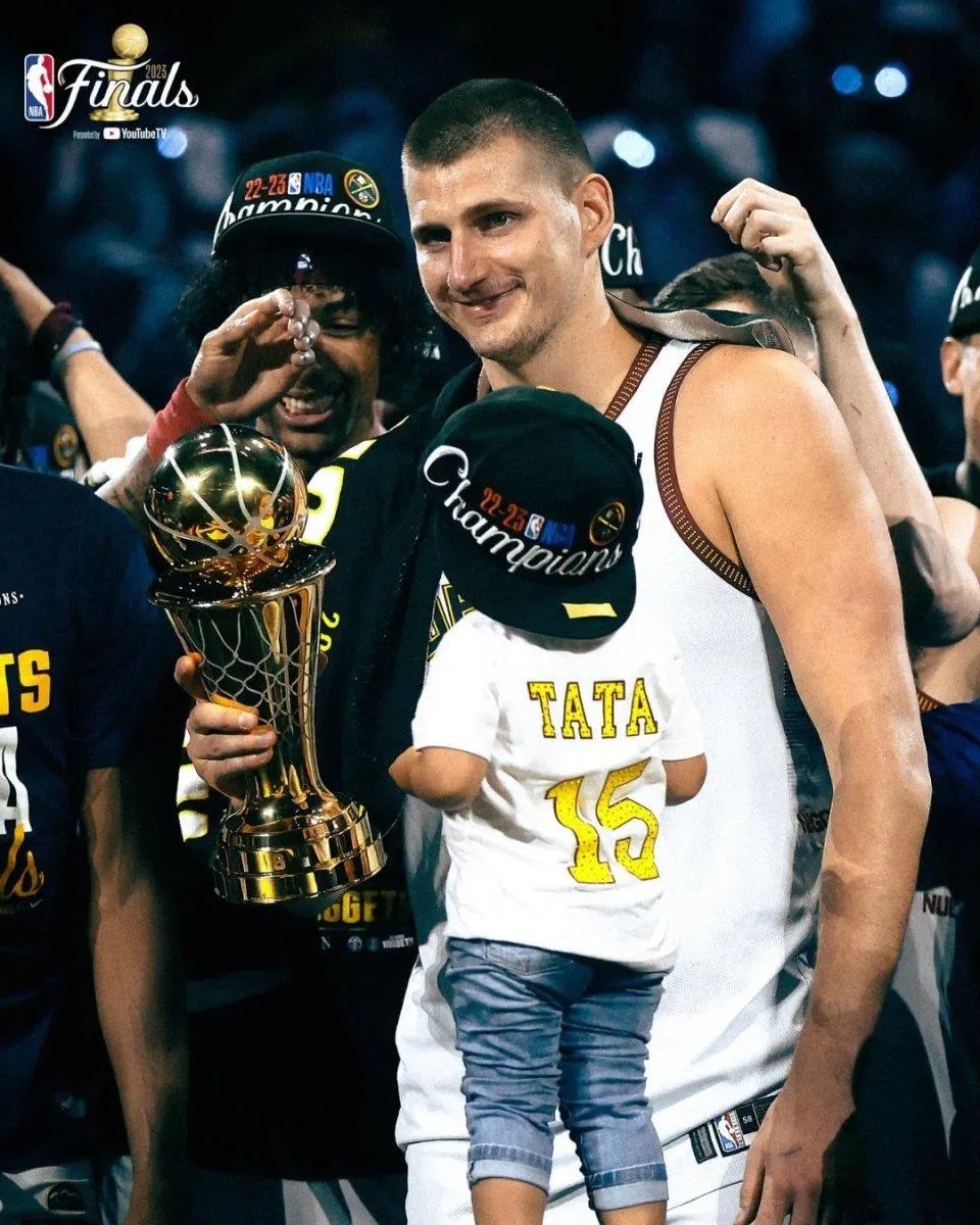 nba明星身高体重_NBA内线球员体重排名_NBA体重最大的球员