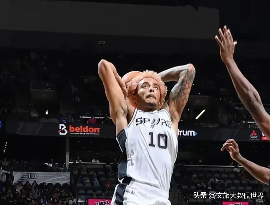NBA常规赛快船队主场迎战马刺队_nba快船对马刺_快船队马刺队首发阵容对比