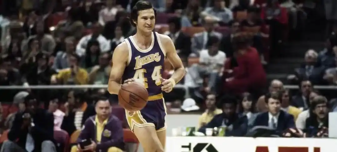 NBA历史最长连胜纪录_nba史上最长连胜_NBA球队连胜排名