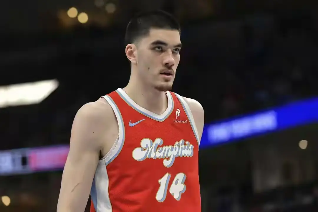 nba中锋身高排名_现役中锋实力分析_NBA前50名中锋排名