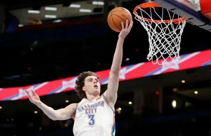 nba新秀排行_NBA新秀榜排名 埃文-莫布里 评分 斯科蒂-巴恩斯 评价 约什-基迪 表现