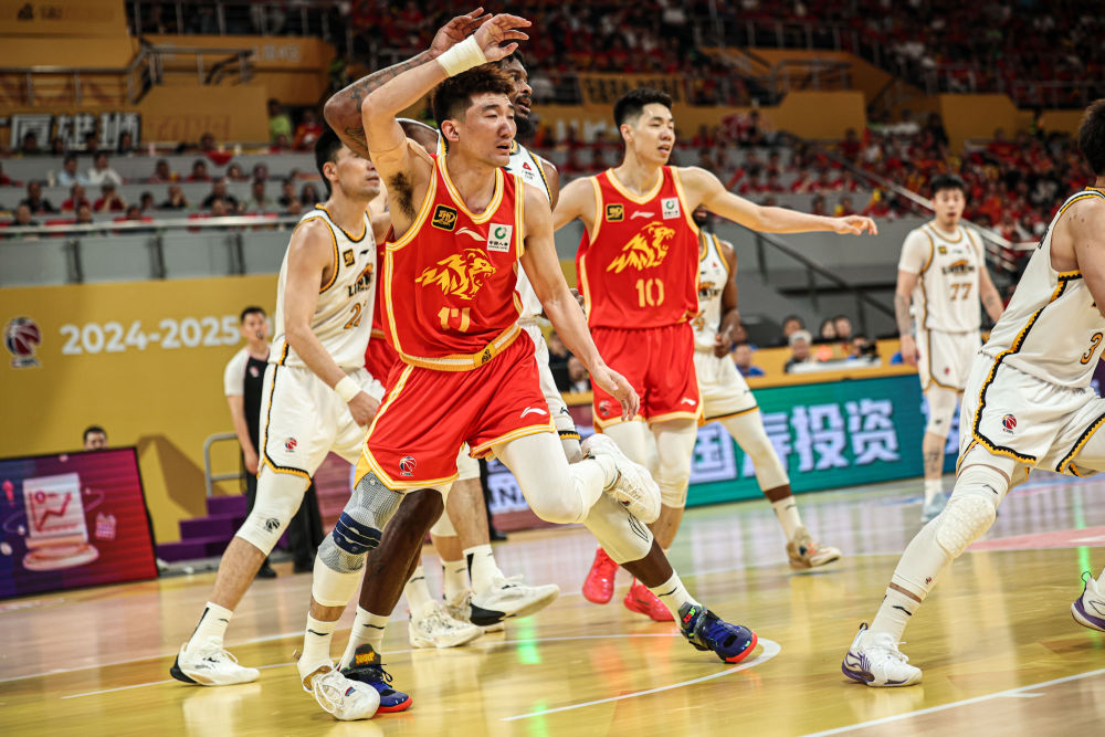 cba季后赛辽宁广厦_广厦队六人得分上双CBA半决赛_CBA广厦对阵辽宁季后赛