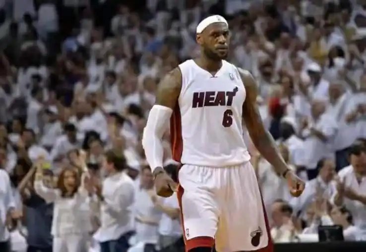 NBA常规赛场均得分最高球员_nba历史平均得分_历史得分王盘点