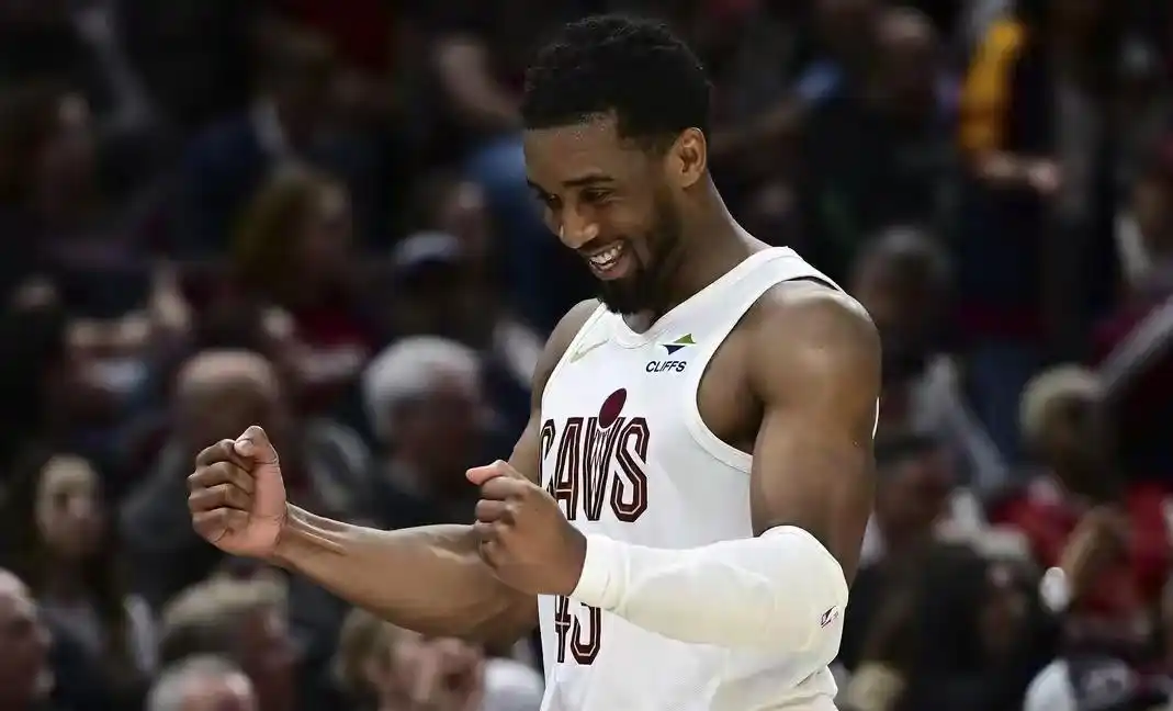 NBA季后赛历史得分榜前十_季后赛顶级选手数据_nba历史平均得分