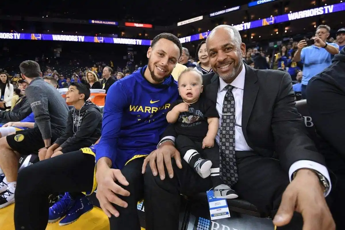 NBA球星望子承父业盘点四大知名球星之子天赋未继承令人忧