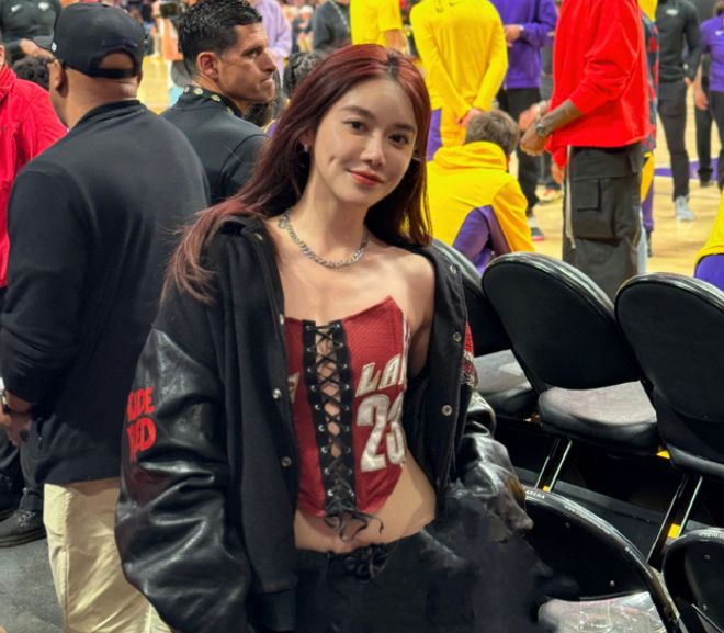 篮球迷的盛宴女主播美娜现场观战湖人比赛近距离感受球星魅力