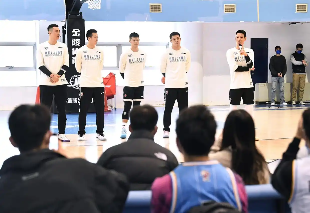 林书豪nba比赛_林书豪CBA生涯回顾_林书豪重返CBA之路