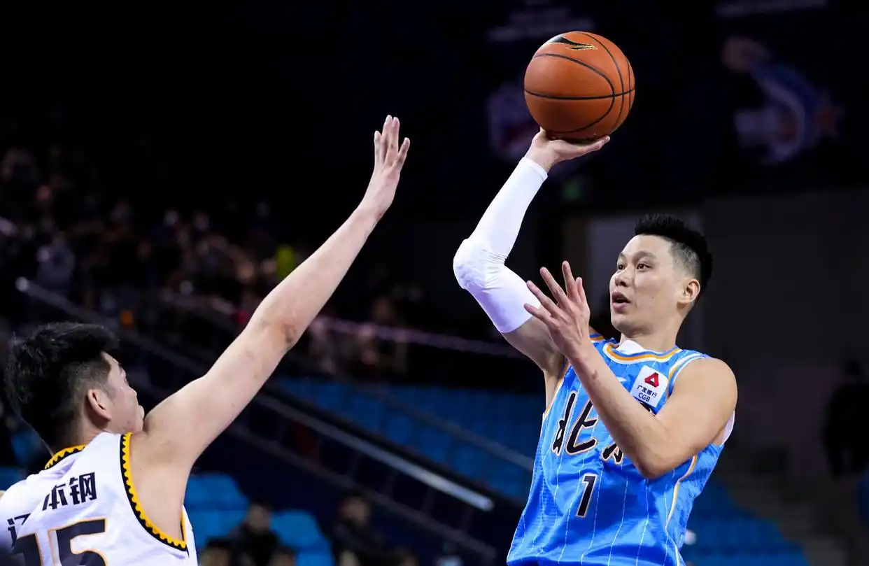林书豪nba比赛_林书豪重返CBA之路_林书豪CBA生涯回顾