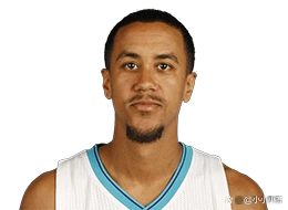 2024年NBA季后赛激战正酣部分球员表现出色与不佳